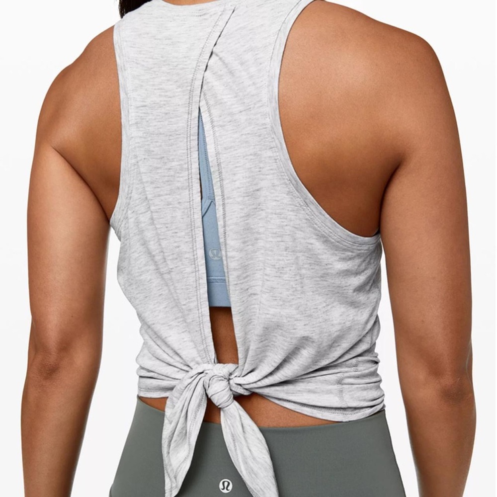 LULULEMON all tied up tank top!